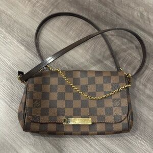 Louis Vuitton Monogram Canvas Favorite MM Shoulder Bag